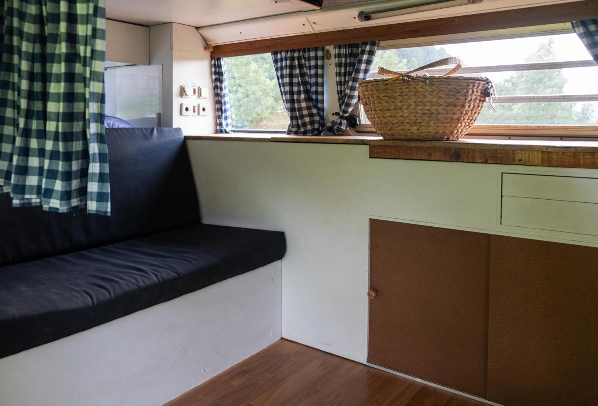 Retro Vw Kombi T2 Campervan L'Hospitalet de Llobregat Eksteriør billede
