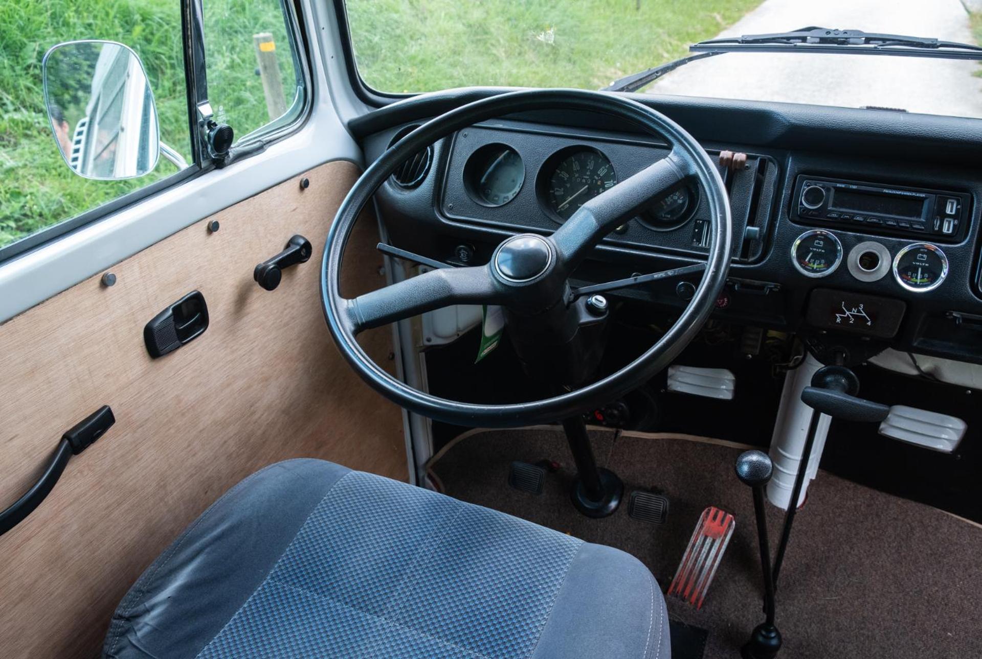 Retro Vw Kombi T2 Campervan L'Hospitalet de Llobregat Eksteriør billede